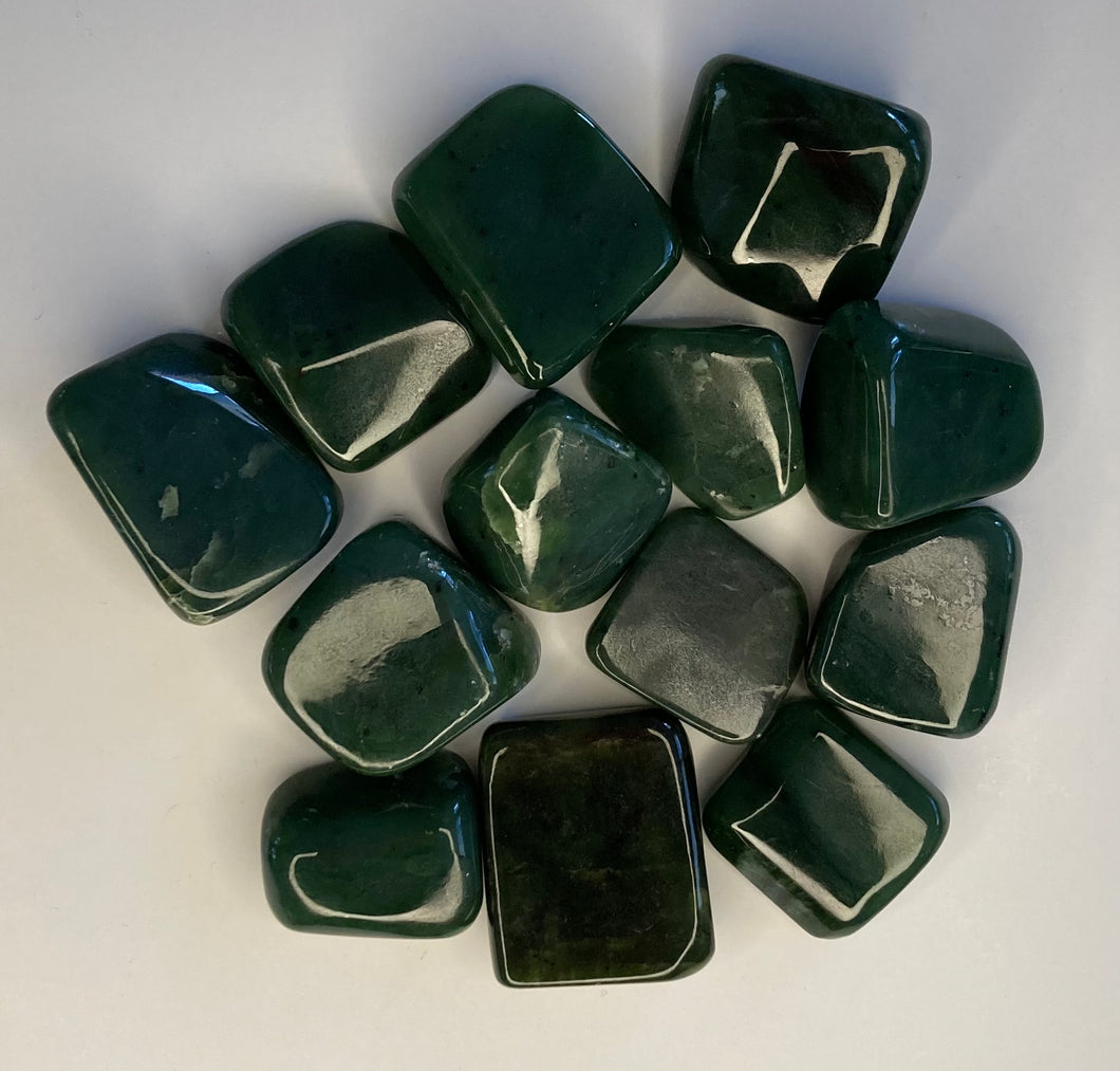 Jade néphrite - Pierres roulées - qualité Extra -Taille M (2-3cm)